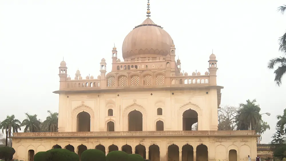 Gulab Bari- Best places to visit in Ayodhya
