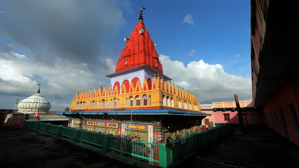 Hanuman Garhi- Best places to visit in Ayodhya