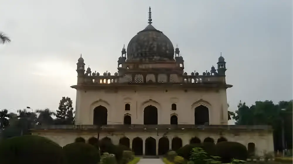 Moti Mahal- Best places to visit in Ayodhya